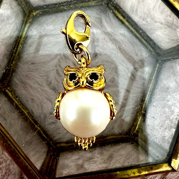 Kate Spade How Charming Pearl Owl Charm**RARE** - Picture 2 of 4